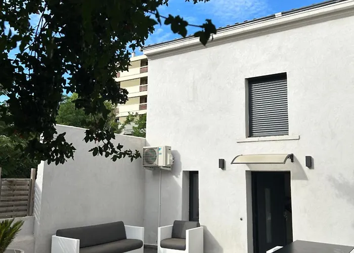 Jardin Secret En Plein Coeur Du Cabot